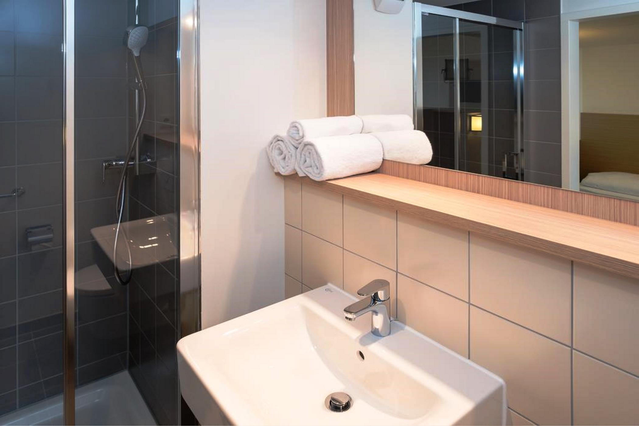 B&B Hotel Frankfurt-Airport Frankfurt am Main Eksteriør bilde
