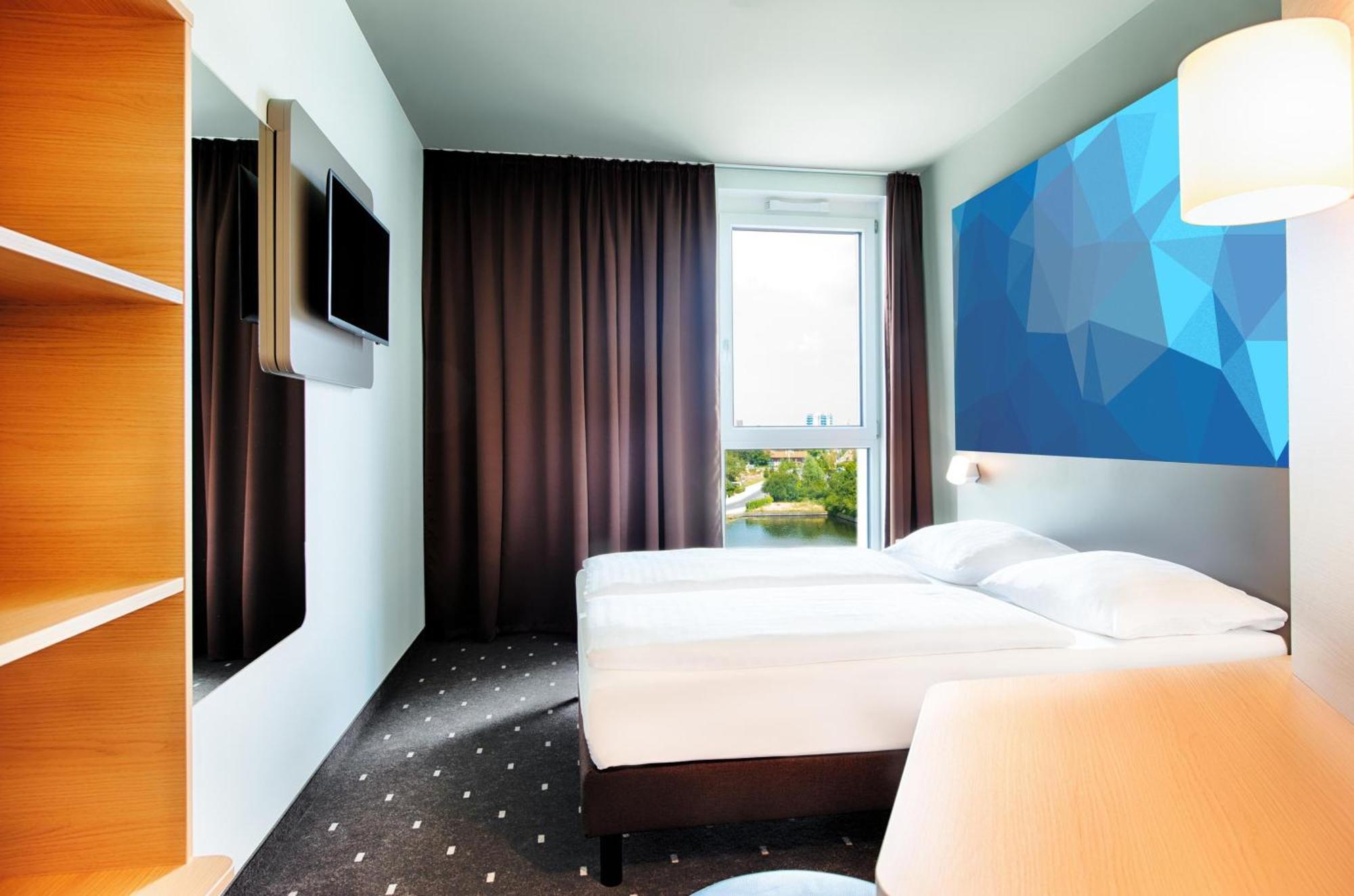 B&B Hotel Frankfurt-Airport Frankfurt am Main Eksteriør bilde